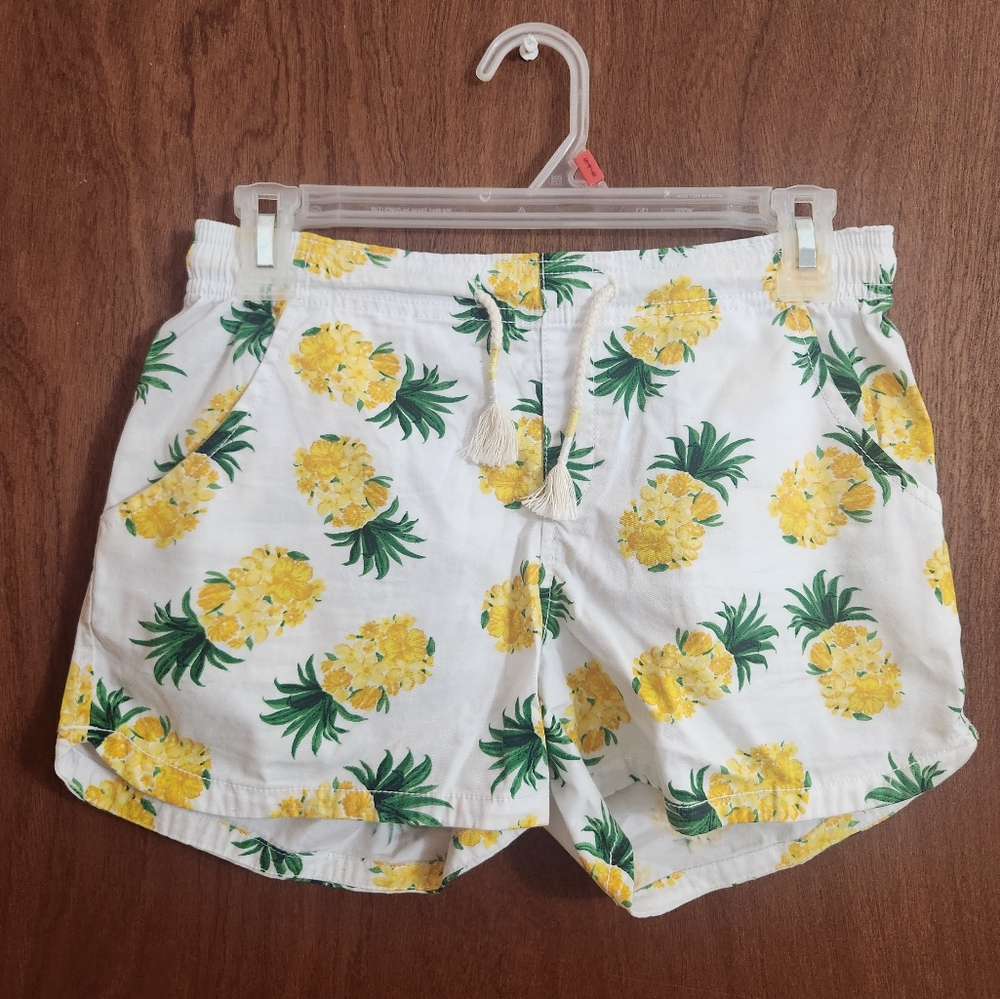 Old Navy Pineapple Shorts Size XL Junior